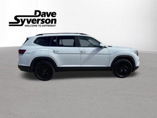 2025 Volkswagen Atlas 2.0T SE
