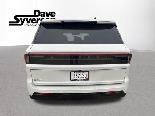 2025 Lincoln Navigator Reserve