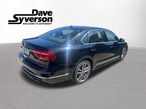 2016 Volkswagen Passat 1.8T R-Line w/ Comfort