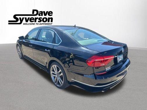2016 Volkswagen Passat 1.8T R-Line w/ Comfort