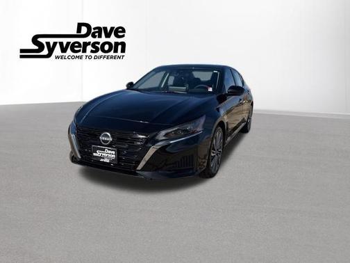 2025 Nissan Altima SL