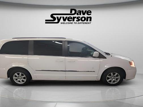 2012 Chrysler Town & Country Touring