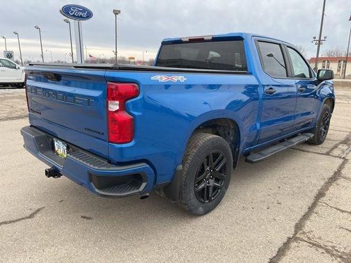 2022 Chevrolet Silverado 1500 Custom