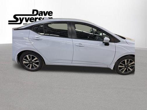 2024 Nissan Versa 1.6 SV