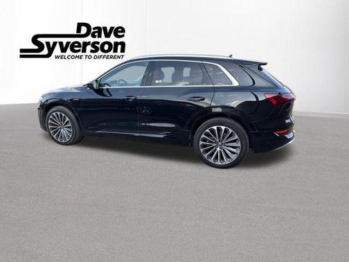 2019 Audi e-tron Prestige
