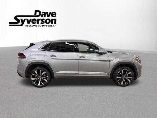 2025 Volkswagen Atlas Cross Sport 2.0T SEL Premium R-Line