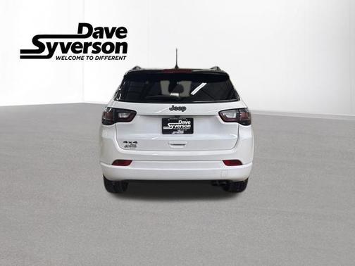 2022 Jeep Compass Altitude