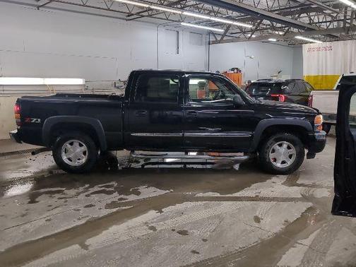 2005 GMC Sierra 1500 SLT