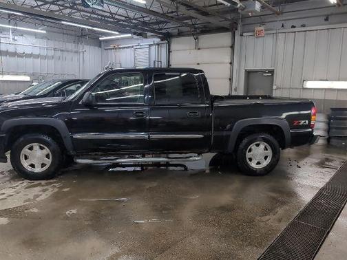 2005 GMC Sierra 1500 SLT