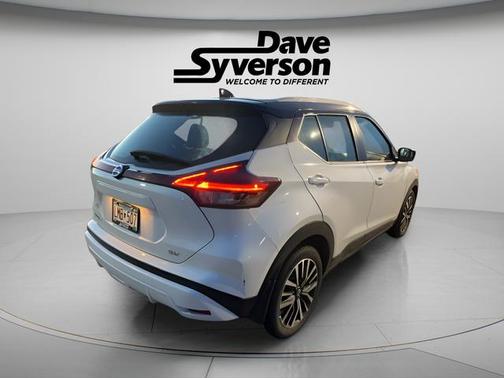 2021 Nissan Kicks SV