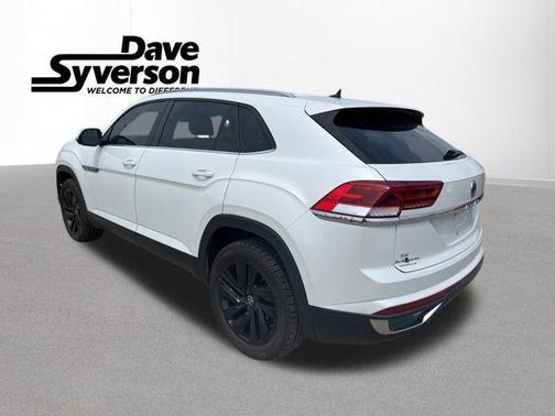 2021 Volkswagen Atlas Cross Sport 2.0T SE w/Technology