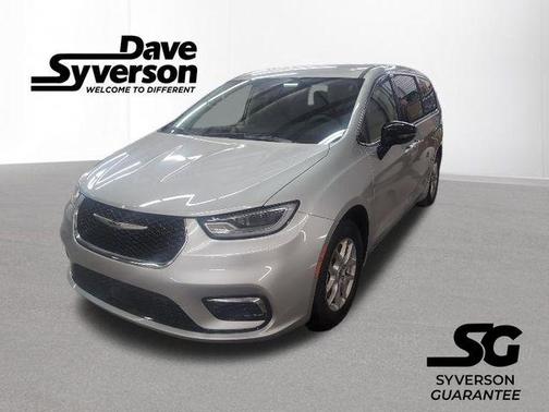 2024 Chrysler Pacifica Touring-L