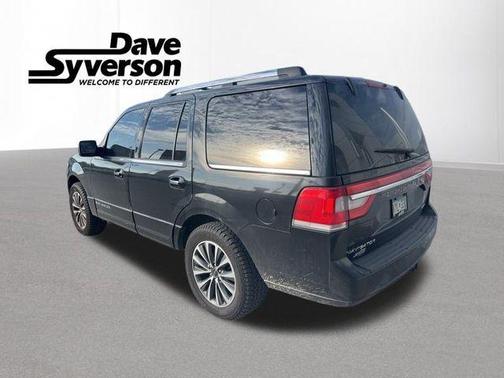 2015 Lincoln Navigator Base