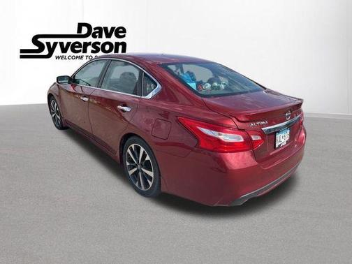 2016 Nissan Altima 2.5 SR