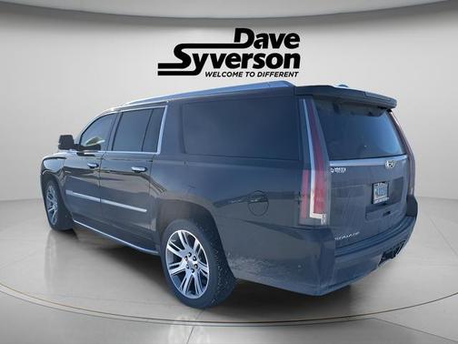 2018 Cadillac Escalade ESV Luxury