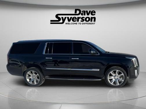 2018 Cadillac Escalade ESV Luxury