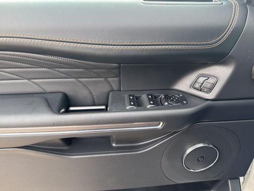 2023 Ford Expedition Max Platinum