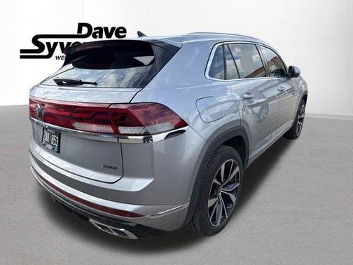 2025 Volkswagen Atlas Cross Sport 2.0T SEL Premium R-Line
