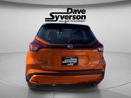 Monarch Orange / Super Black 2024 Nissan Kicks SR