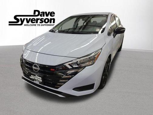 2025 Nissan Versa 1.6 SR