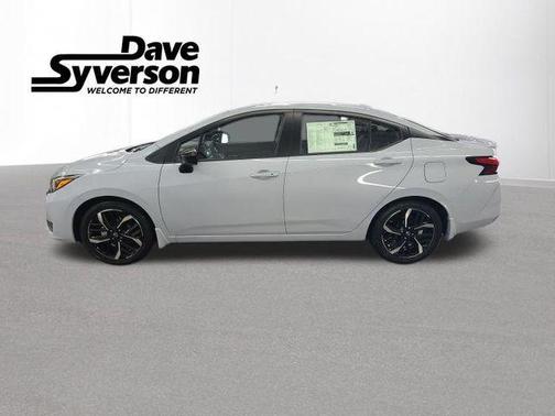 2025 Nissan Versa 1.6 SR