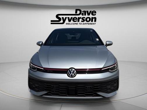 Oyster Silver Metallic 2025 Volkswagen Golf GTI 2.0T SE