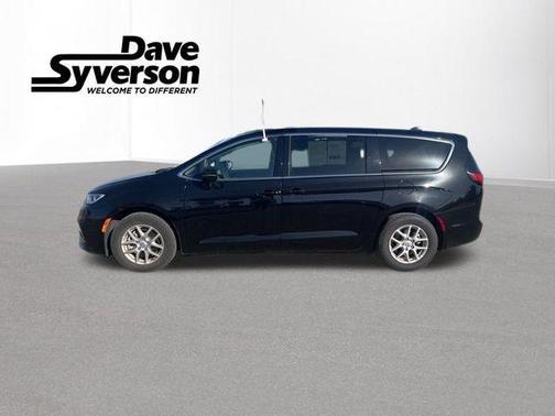 2024 Chrysler Pacifica Touring-L