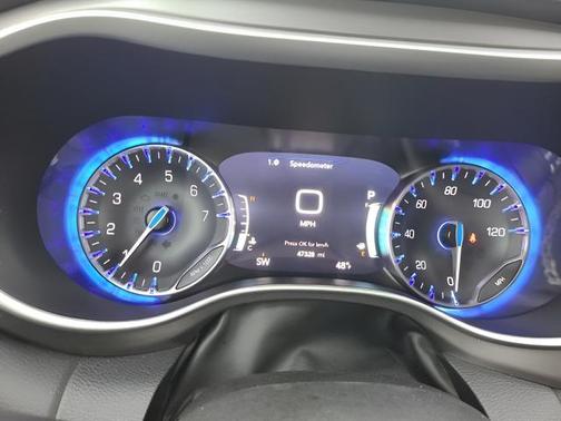 2024 Chrysler Pacifica Touring-L