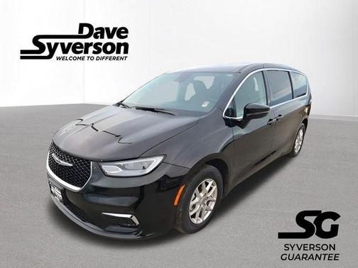 2024 Chrysler Pacifica Touring-L