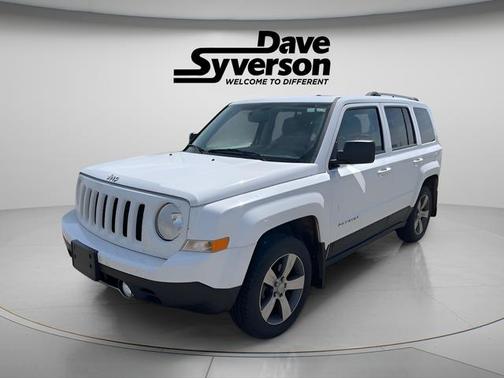 Bright White Clearcoat 2016 Jeep Patriot Latitude