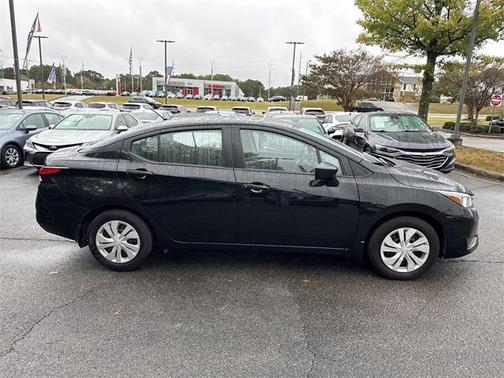 2024 Nissan Versa 1.6 S