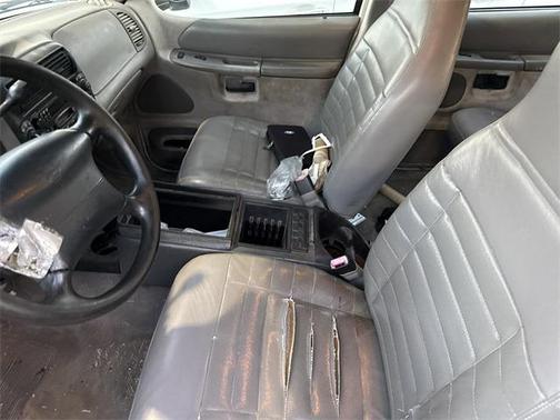 2000 Ford Explorer XL Fleet