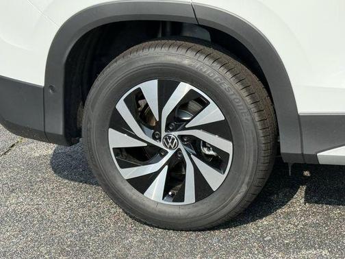 2025 Volkswagen Tiguan 2.0T S