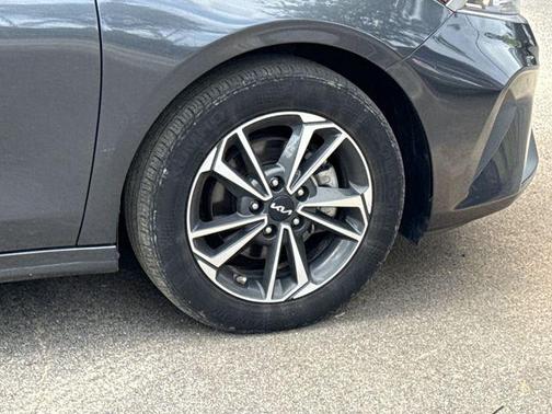 Gravity Gray 2024 Kia Forte LXS