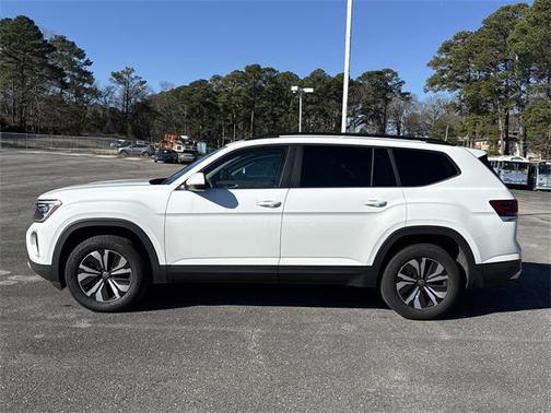 2024 Volkswagen Atlas 2.0T SE