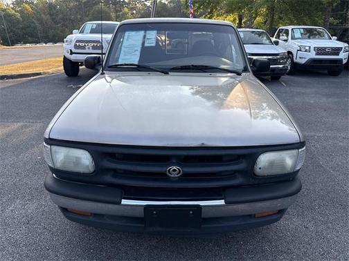 1996 Mazda B3000 SE