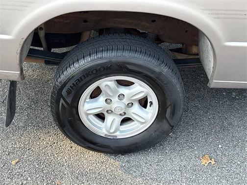 1996 Mazda B3000 SE