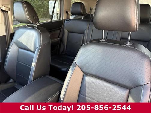 2022 Volkswagen Atlas 3.6L SE w/Technology