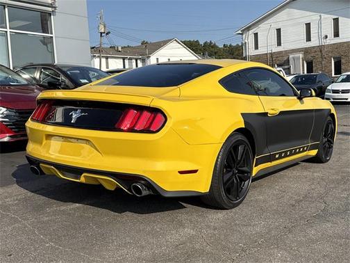 2017 Ford Mustang V6