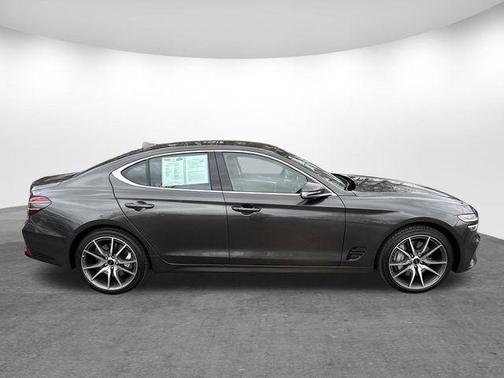 Makalu Gray 2026 Genesis G70 2.5T