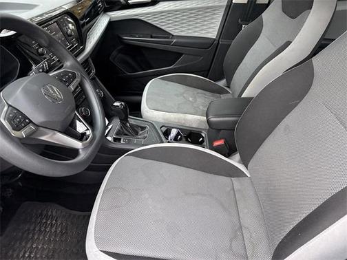 2022 Volkswagen Taos 1.5T S