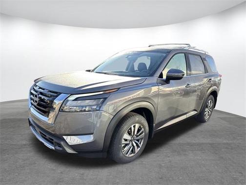 2025 Nissan Pathfinder SL FWD