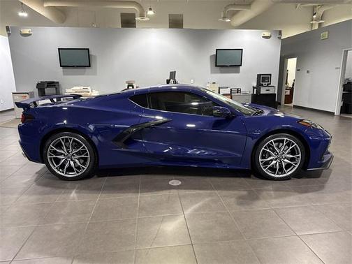 2025 Chevrolet Corvette Stingray w/3LT