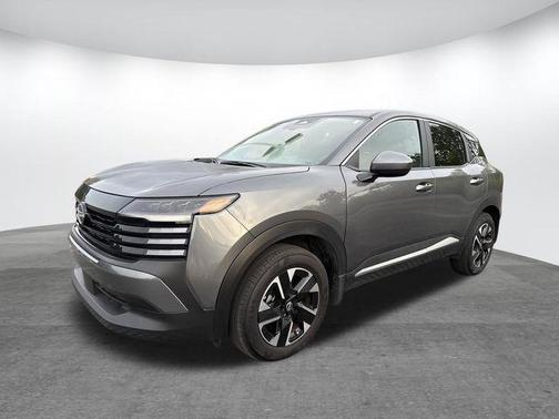 Gun Metallic 2025 Nissan Kicks SV