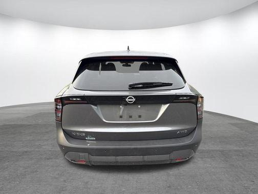 Gun Metallic 2025 Nissan Kicks SV