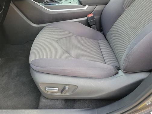 2021 Toyota Highlander Hybrid LE