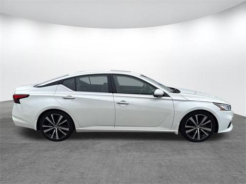 2019 Nissan Altima 2.0 Platinum