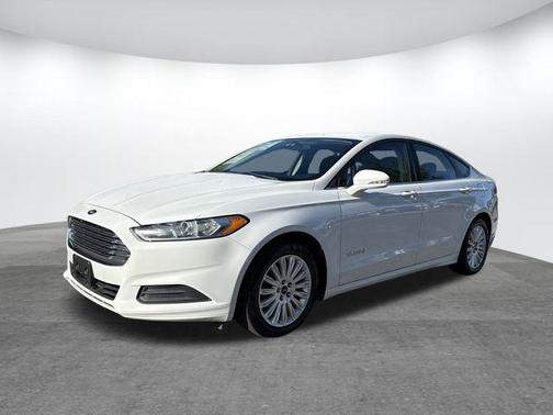 2014 Ford Fusion Hybrid SE