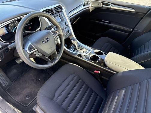 2014 Ford Fusion Hybrid SE