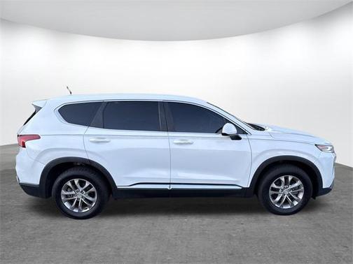 2019 Hyundai SANTA FE SE 2.4